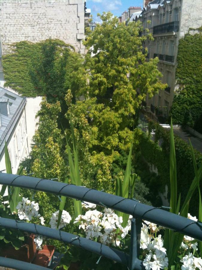 52 Clichy Bed&Breakfast - Chambre d'hôtes Paris Extérieur photo