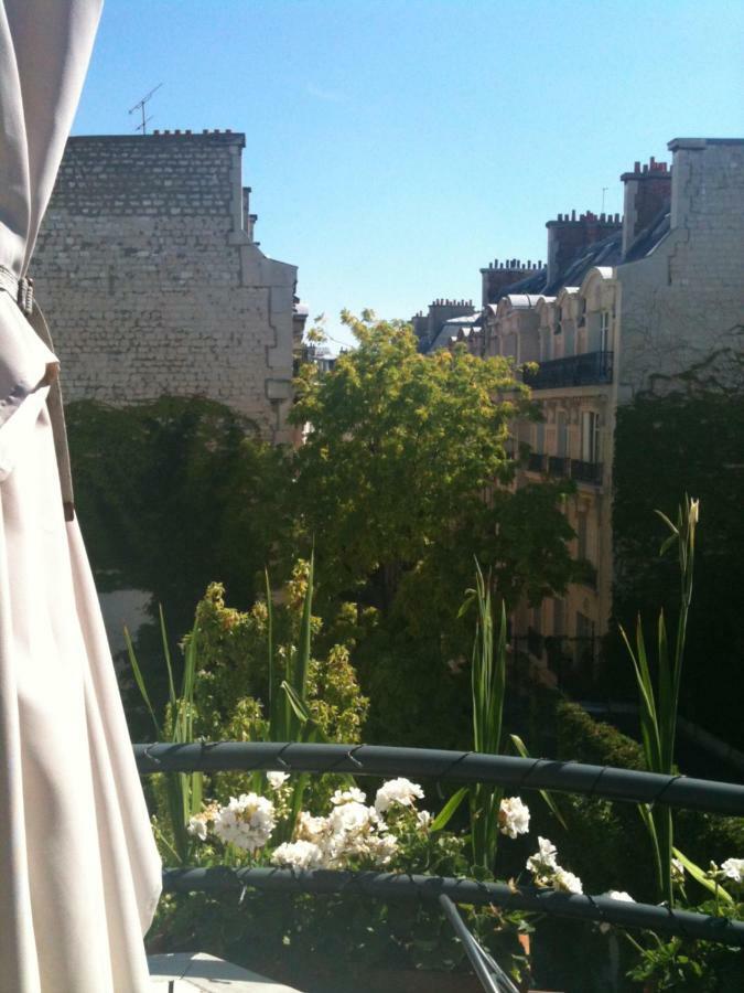 52 Clichy Bed&Breakfast - Chambre d'hôtes Paris Extérieur photo